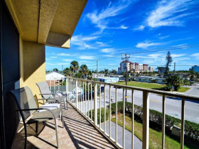  Villas of Clearwater Beach 8B  Клеруотер